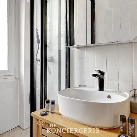 A Haven Of Peace In The Marais Appartamento *